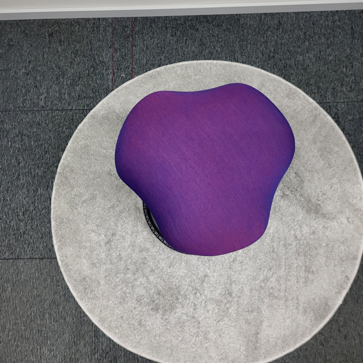 Outlet - GetUpSit active chair, fabric, violet - model piece